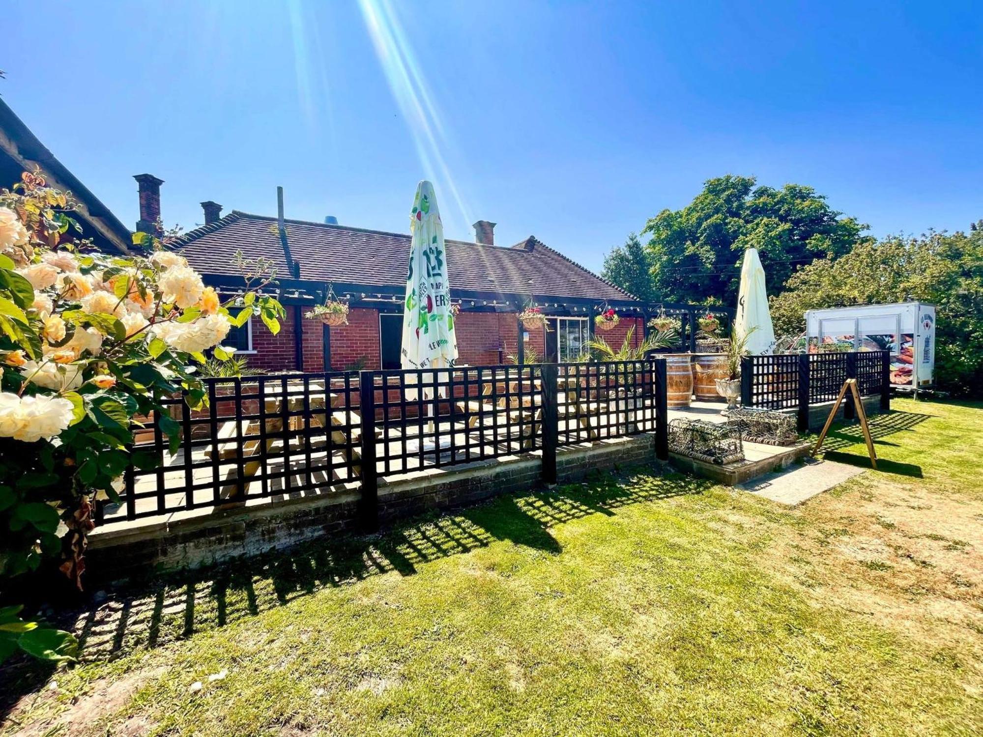 The Fishmongers Tavern Bed & Breakfast Sheringham Eksteriør bilde